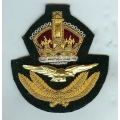 GSB 008 RAF Officers Cap Badge KC